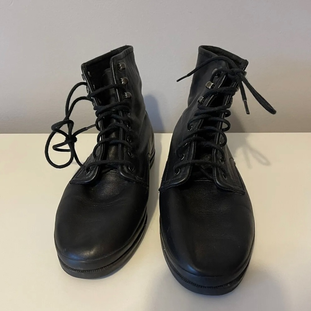 Keds High Top Sneakers - Size 7.5 - used